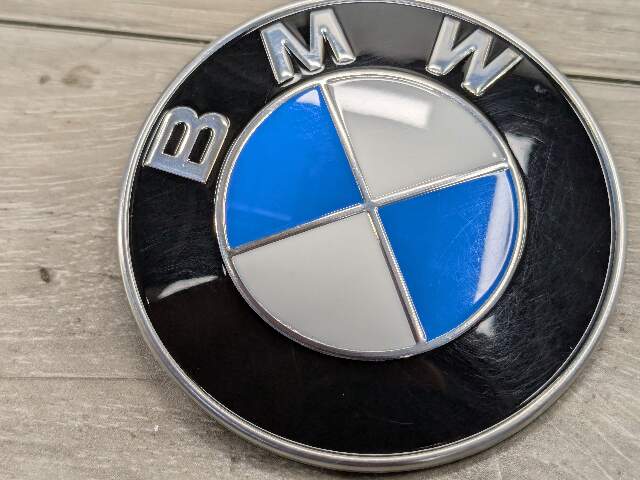 Genuine BMW F39 F90 G20 G30 G32 M5 Rear Round Emblem For Bumper Hood 74mm