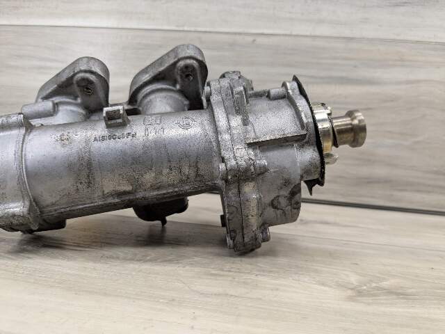 15-20 OEM BMW F80 F82 F83 M3 M4 Engine S55 Vacuum Pump w/ O HPFP