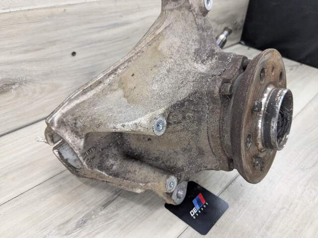 20-24 OEM BMW F97 F98 X3M X4M FRONT Right Passenger Wheel Hub Spindle Knuckle