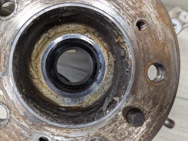 20-24 OEM BMW F97 F98 X3M X4M FRONT Right Passenger Wheel Hub Spindle Knuckle