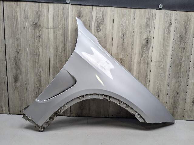 14-18 OEM BMW F15 X5 Front Right Passenger Side Fender Panel Silver A83