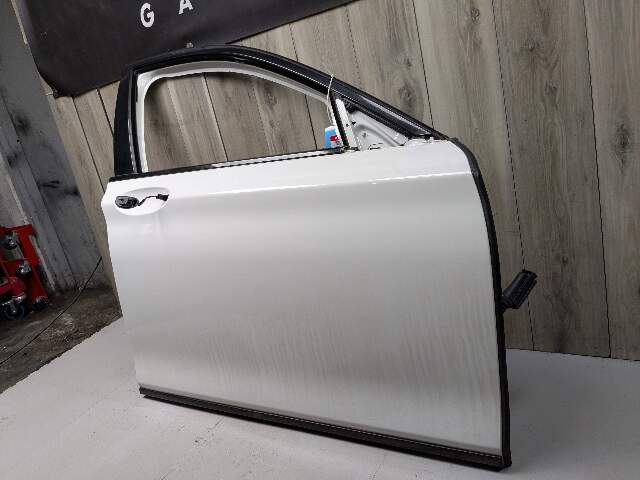 16-22 OEM BMW G11 G12 740 750 Front Right Passenger Door Shell Panel White 300