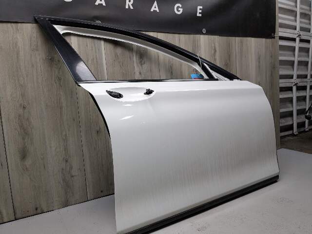 16-22 OEM BMW G11 G12 740 750 Front Right Passenger Door Shell Panel White 300