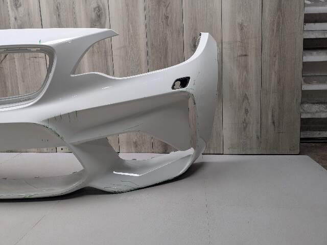 NOTE* 15-20 OEM BMW F87 M2 Front Bumper Cover Trim w/O PDC Holes White 300