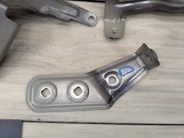 19-24 OEM BMW G20 330 M340 Front Left Driver Side Fender Wing Holder Bracket SET
