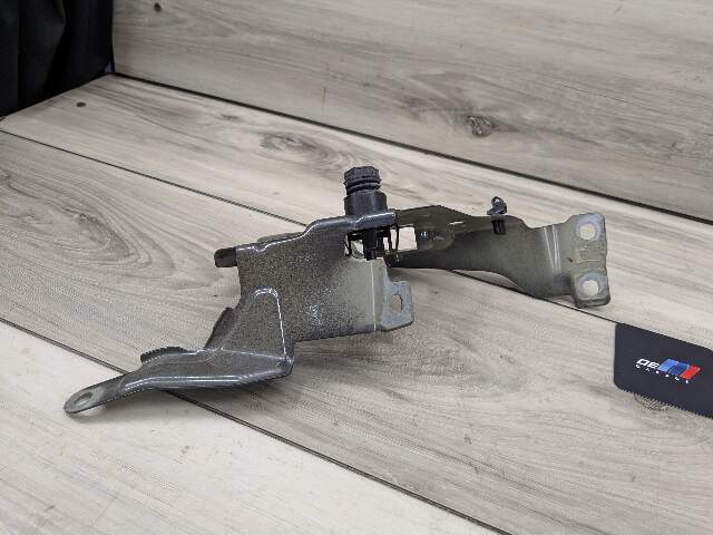 19-24 OEM BMW G20 330 M340 Front Left Driver Side Fender Wing Holder Bracket SET