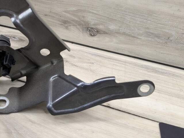 19-24 OEM BMW G20 330 M340 Front Left Driver Side Fender Wing Holder Bracket SET