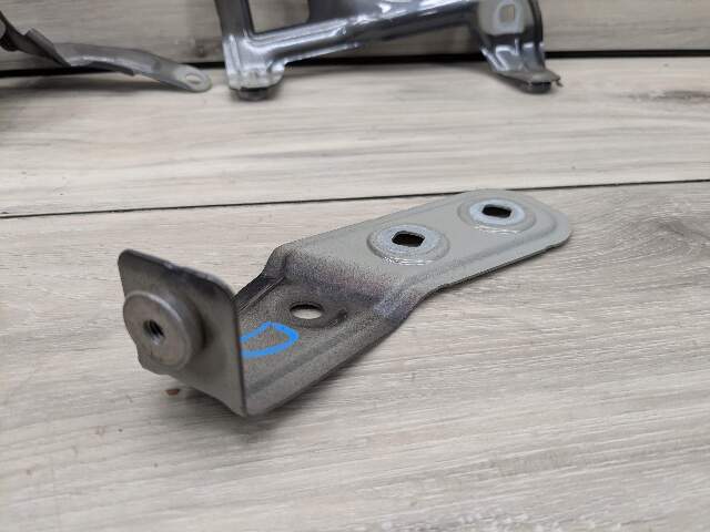 19-24 OEM BMW G20 330 M340 Front Left Driver Side Fender Wing Holder Bracket SET