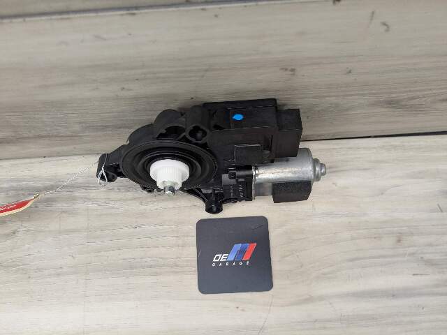 OEM BMW G20 G80 330 M340 M3 FRONT Right Passenger Door Window Regulator Motor