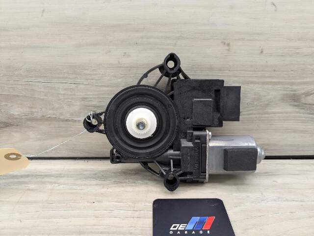 OEM BMW G20 G80 330 M340 M3 FRONT Right Passenger Door Window Regulator Motor