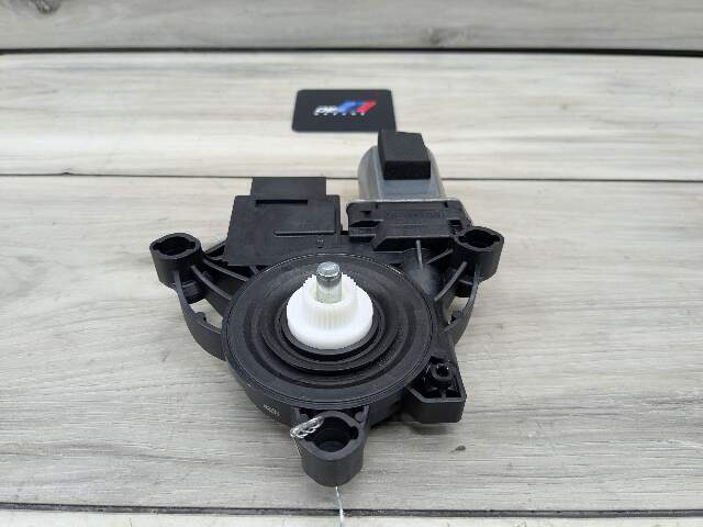 OEM BMW G20 G80 330 M340 M3 FRONT Right Passenger Door Window Regulator Motor