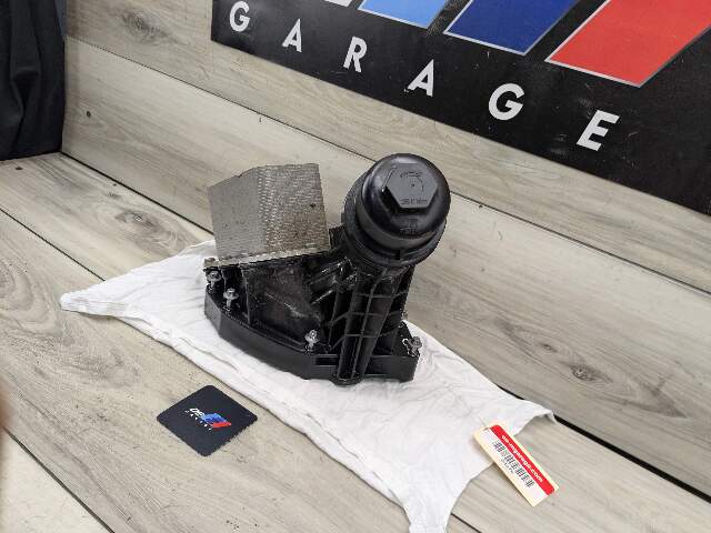 OEM BMW G01 G05 G20 G22 G23 M340 X3 Engine B58 Filter Oil Filter Housing Cooler
