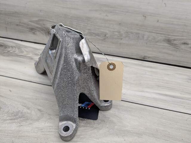 20-24 OEM BMW G20 G22 G23 M340 Right Passenger Engine Mount Support Bracket B58