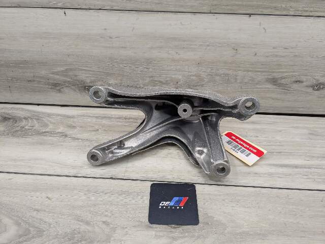 20-24 OEM BMW G20 G22 G23 M340 Right Passenger Engine Mount Support Bracket B58