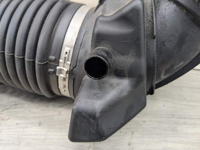 OEM BMW G20 G22 G23 G26 M340 M440 Engine B58 Filtered Air Intake Pipe Resonator