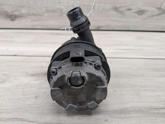 OEM BMW G01 G05 G20 G22 G23 Engine B46 B58 Auxiliary Electric Water Pump Cooling