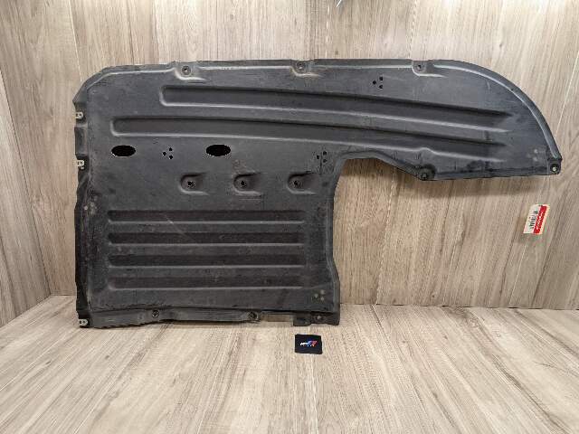 19-25 OEM BMW G20 G23 G26 G42 Center Underbody Underfloor Cover Splash Guard AWD
