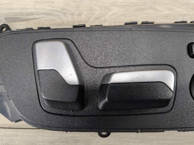 OEM BMW G01 G02 G20 M340 X3 Front Passenger Right Seat Adjustment Control Switch