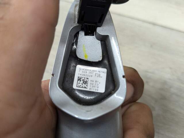 OEM BMW M2 F22 F30 F36 F32 M3 M4 COMFORT ACCESS Driver Door Handle Silver A83