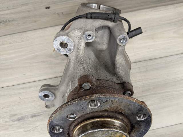 12-18 OEM BMW F30 F31 RWD Front Right Passenger Hub Knuckle Wheel Bearing