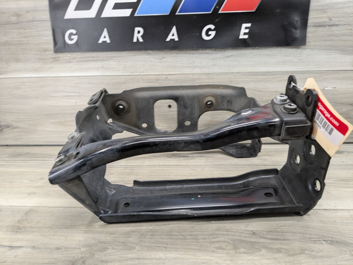 16-24 OEM BMW G12 G30 F90 M5 Right Bumper Radiator Support Crash Reinforcement