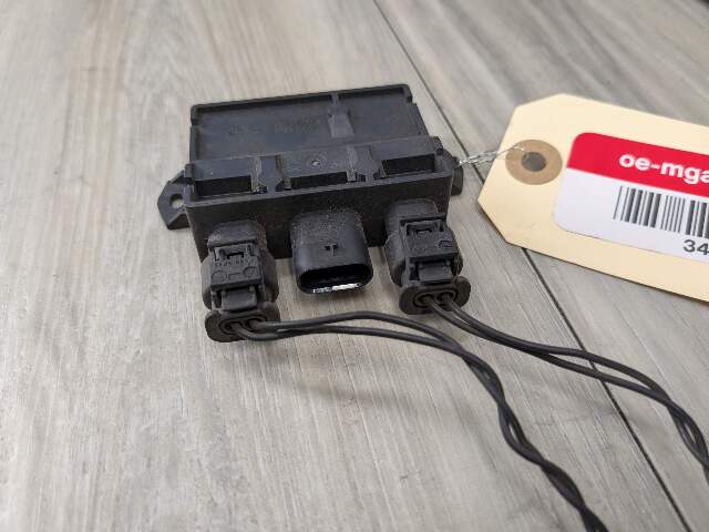 OEM BMW G30 G12 F90 M5 F48 X1 G01 X3 Control Unit Smart Opener Module w/ Sensor