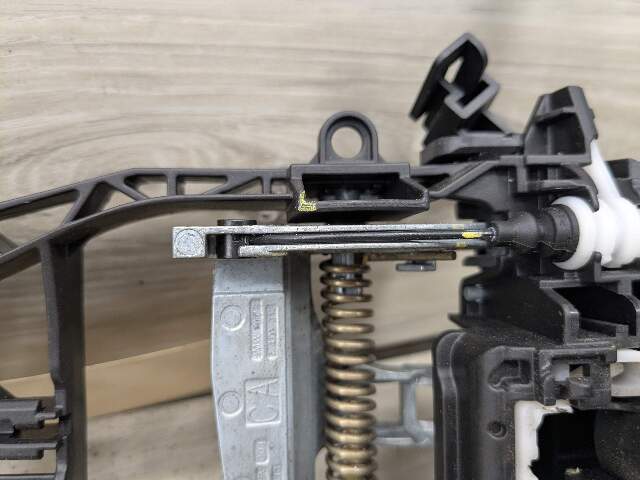 OEM BMW F15 F39 F48 X5 REAR Right Passenger Side Door Handle Lock Latch Actuator