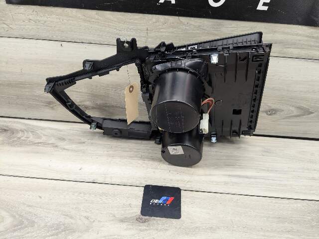 OEM BMW F30 F80 F82 F83 M3 M4 LCI Center Console Cup Holder Ash Tray Trim Cover