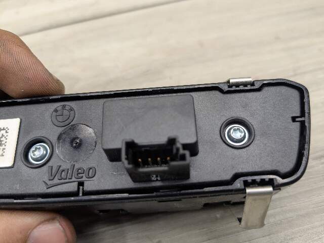 OEM BMW G20 G22 G23 G26 G42 G80 G82 G83 Headlight Control Switch Light Module