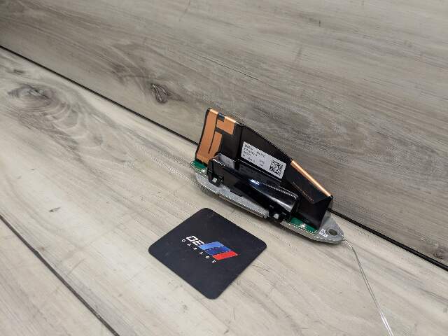OEM BMW F97 F98 G01 G02 G05 G06 G07 G20 G30 Roof Shark Fin Radio Antenna Module