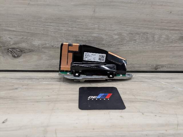 OEM BMW F97 F98 G01 G02 G05 G06 G07 G20 G30 Roof Shark Fin Radio Antenna Module