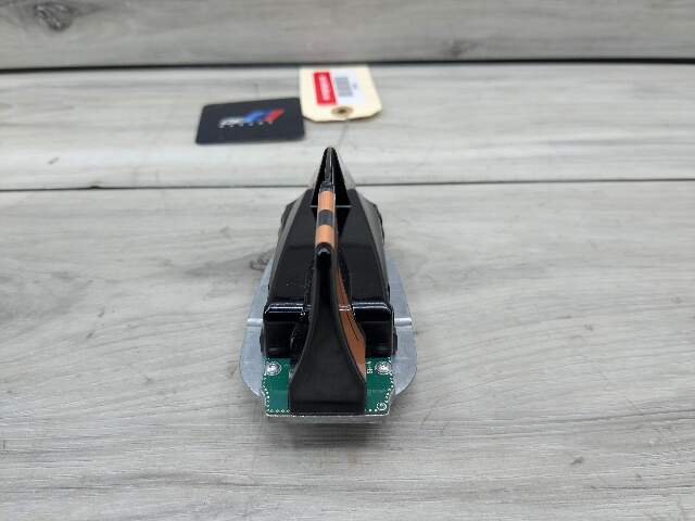 OEM BMW F97 F98 G01 G02 G05 G06 G07 G20 G30 Roof Shark Fin Radio Antenna Module