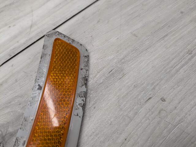 19-25 OEM BMW G20 G42 Front Bumper Right Passenger Side Marker Light Reflector
