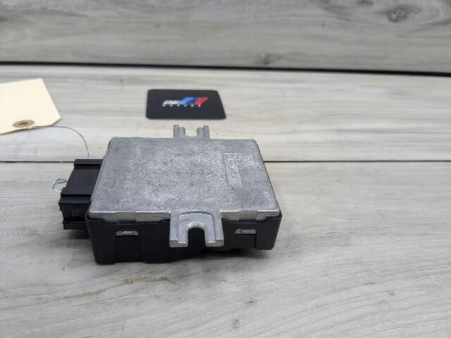 OEM BMW F90 G12 G20 G42 G80 G82 G83 M3 M5 Fuel Pump Control Module Unit