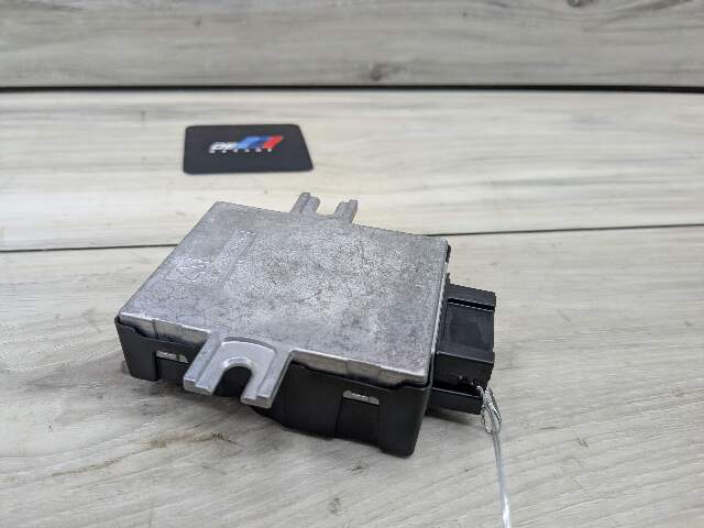 OEM BMW F90 G12 G20 G42 G80 G82 G83 M3 M5 Fuel Pump Control Module Unit