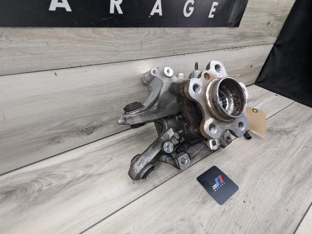 OEM BMW G42 230 M240 REAR Right Passenger Side Knuckle Wheel Hub Spindle Bearing