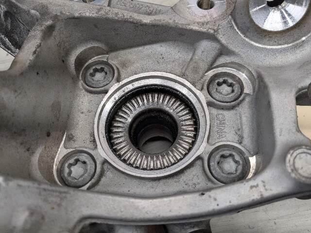 OEM BMW G42 230 M240 REAR Right Passenger Side Knuckle Wheel Hub Spindle Bearing