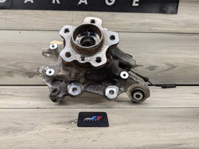 22-25 OEM BMW G42 230 M240 REAR Left Driver Knuckle Wheel Hub Spindle Bearing