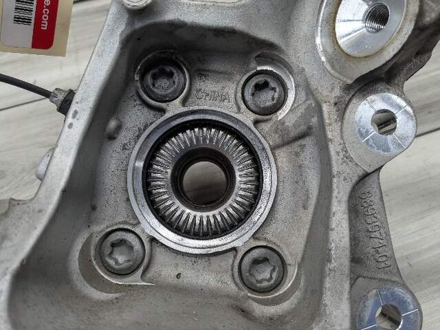22-25 OEM BMW G42 230 M240 REAR Left Driver Knuckle Wheel Hub Spindle Bearing