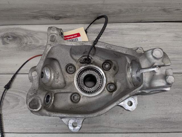 22-25 OEM BMW G42 230iX M240iX Front Right Passenger Hub Spindle Knuckle Bearing