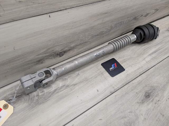 OEM BMW G20 G22 G23 G42 330 M340 430 M440 Steering Column Lower Joint Shaft