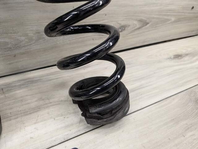 22-25 OEM BMW G42 M240iX Rear Left Right Suspension Coil Springs PAIR