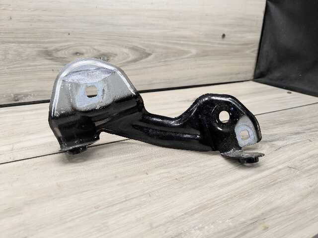 22-25 OEM BMW G42 230 M240 Front Left Fender Wing Holder Bracket SET