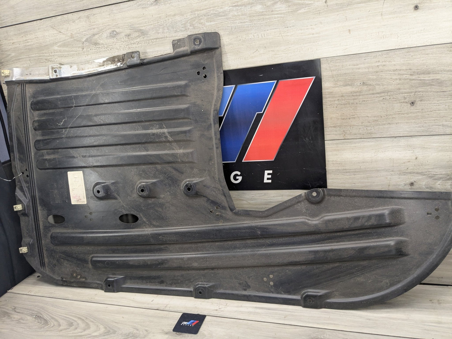 19-25 OEM BMW G20 G23 G26 G42 Center Underbody Underfloor Cover Splash Guard AWD