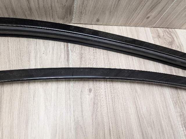22-25 OEM BMW G42 G87 Left Driver Side Door Belt Molding Trim SHADOW GLOSS