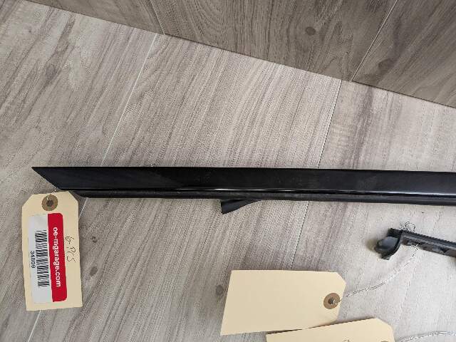 22-25 OEM BMW G42 G87 Left Driver Side Door Belt Molding Trim SHADOW GLOSS