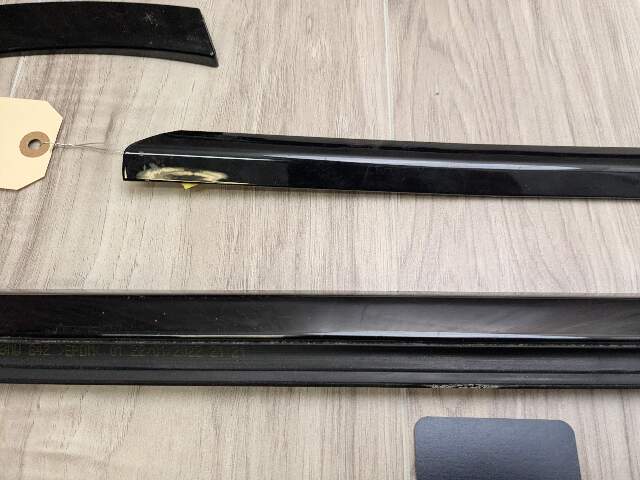22-25 OEM BMW G42 G87 Left Driver Side Door Belt Molding Trim SHADOW GLOSS