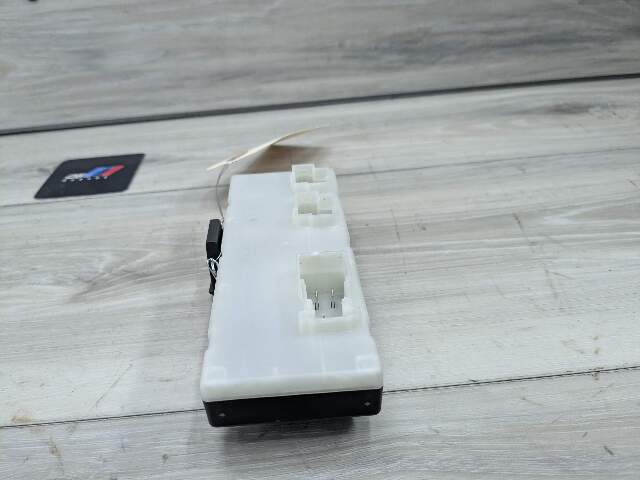 16-19 OEM BMW G11 G12 G30 F90 M5 740 750 Rear Trunk Lid Lift Control Module