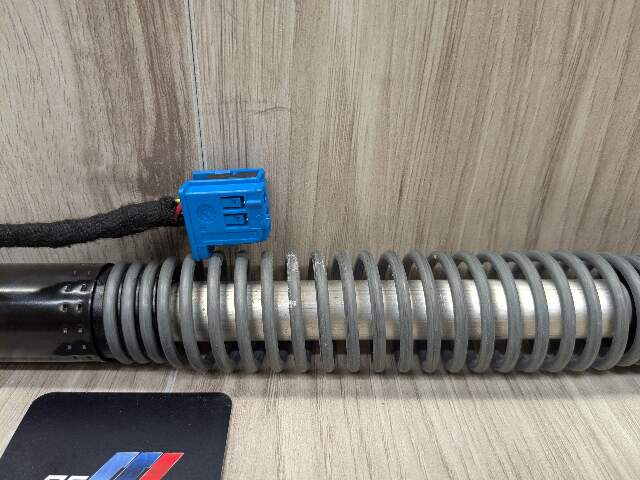 16-19 OEM BMW G11 G12 740 750 Right Passenger Electric Trunk Lid Shock Strut