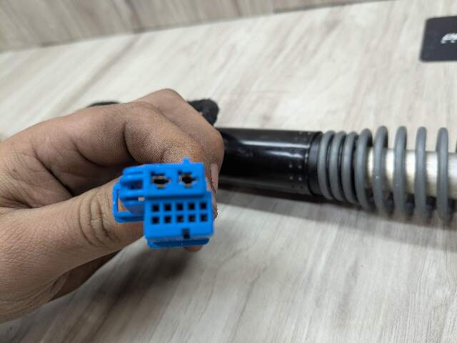 16-19 OEM BMW G11 G12 740 750 Right Passenger Electric Trunk Lid Shock Strut